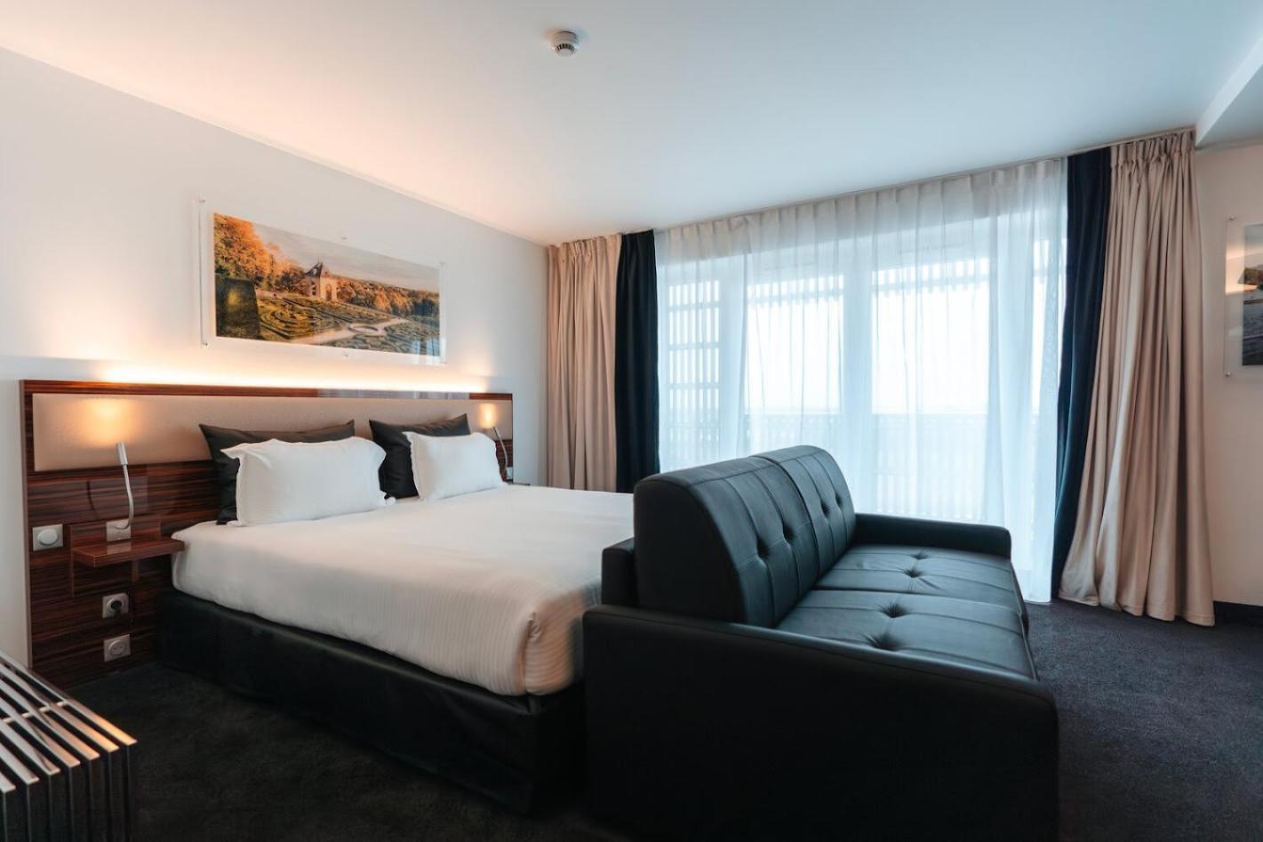 Westotel Taverny - Paris Val-D'Oise ภายนอก รูปภาพ